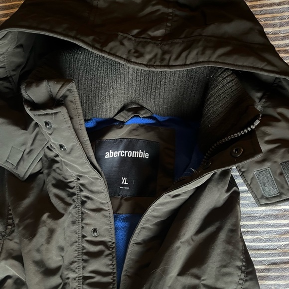 Winter Jacket - Picture 2 of 4